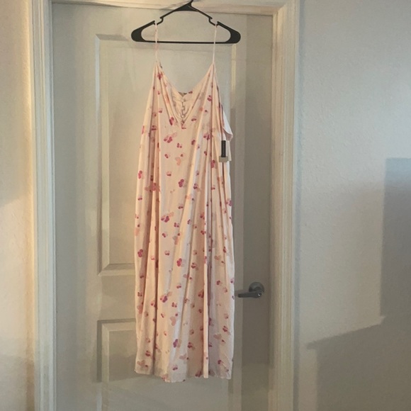 BP. Floral Midi Dress NWT - Picture 2 of 5